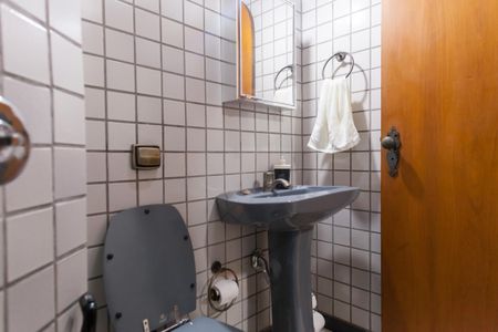 Casa de condomínio à venda com 298m², 3 quartos e 8 vagasBanheiro Suíte 1 