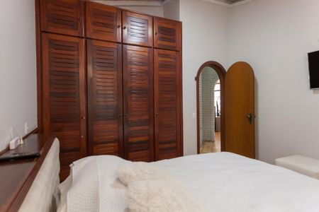 Casa de condomínio à venda com 298m², 3 quartos e 8 vagasSuíte 3 