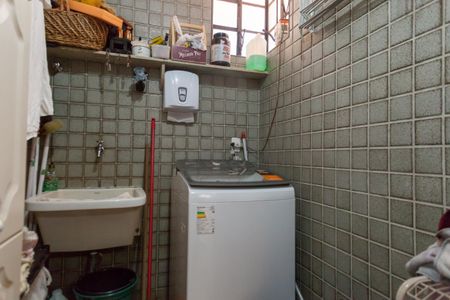 Casa de condomínio à venda com 298m², 3 quartos e 8 vagasÁrea de Serviço