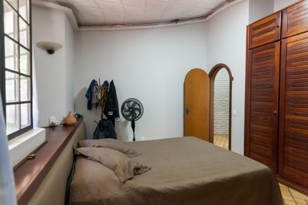 Casa de condomínio à venda com 298m², 3 quartos e 8 vagasSuíte 2 