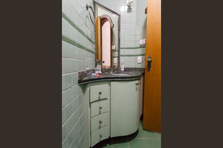 Casa de condomínio à venda com 298m², 3 quartos e 8 vagasBanheiro Suíte 3 