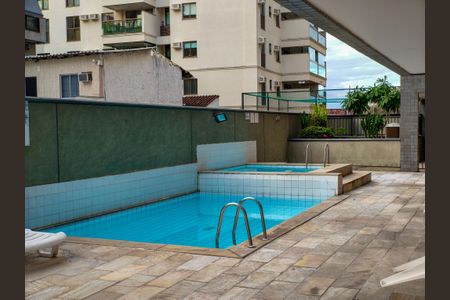 Apartamento à venda com 265m², 3 quartos e 3 vagasÁrea comum - Piscina