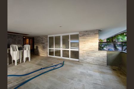 Apartamento à venda com 265m², 3 quartos e 3 vagasÁrea comum - Salão de festas