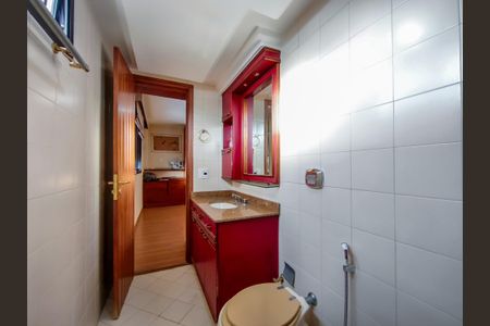 Apartamento à venda com 265m², 3 quartos e 3 vagasBanheiro da Suíte 1