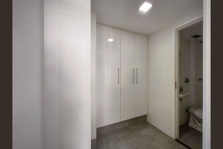 Apartamento à venda com 265m², 3 quartos e 3 vagasÁrea de Serviço