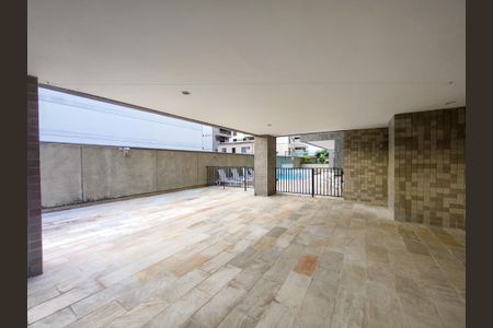 Apartamento à venda com 265m², 3 quartos e 3 vagasÁrea comum - Playground