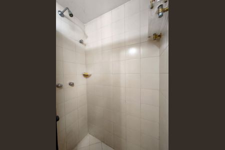 Apartamento à venda com 265m², 3 quartos e 3 vagasBanheiro da Suíte 1