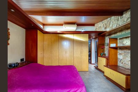 Apartamento à venda com 265m², 3 quartos e 3 vagasSuíte 2