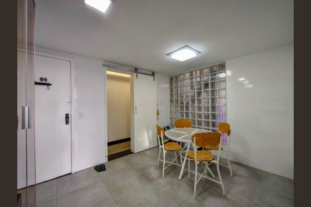 Apartamento à venda com 265m², 3 quartos e 3 vagasCozinha