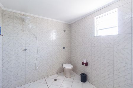 Casa à venda com 351m², 4 quartos e 2 vagas Casa à venda com 351m², 4 quartos e 2 vagasBanheiro 1