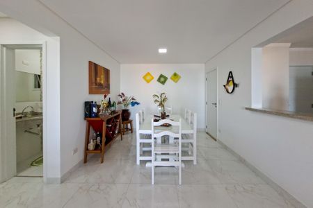 Apartamento para alugar com 132m², 3 quartos e 2 vagasSala