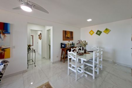 Apartamento para alugar com 132m², 3 quartos e 2 vagasSala