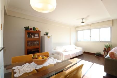 Apartamento para alugar com 60m², 1 quarto e 1 vagaSala