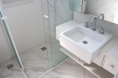 Apartamento à venda com 255m², 4 quartos e 3 vagasBanheiro 1