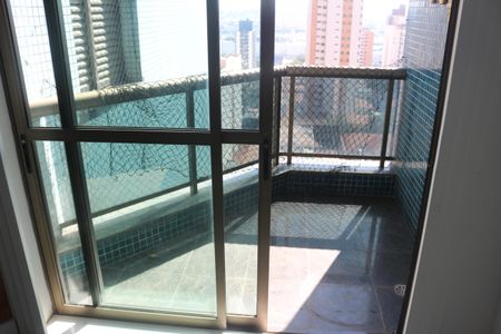 Apartamento à venda com 255m², 4 quartos e 3 vagasVaranda da Sala