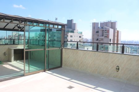 Apartamento à venda com 255m², 4 quartos e 3 vagasCobertura