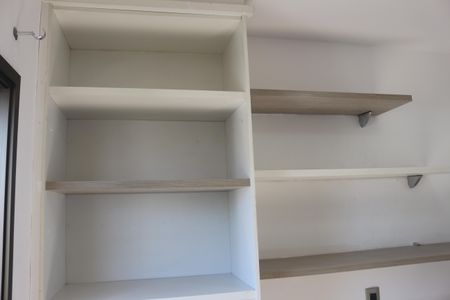 Apartamento à venda com 255m², 4 quartos e 3 vagasQuarto 2