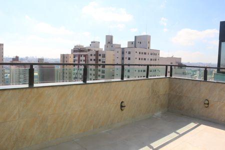 Apartamento à venda com 255m², 4 quartos e 3 vagasCobertura