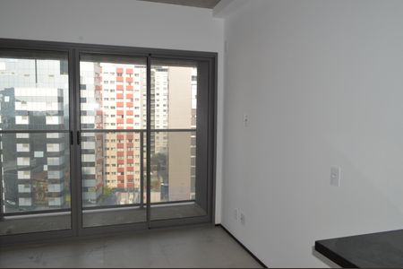 Apartamento à venda com 20m², 1 quarto e sem vagaSala/Quarto