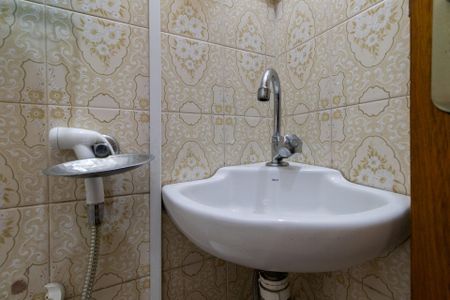 Casa à venda com 167m², 3 quartos e 2 vagasLavabo