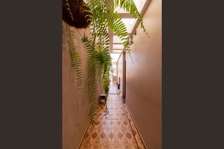 Casa à venda com 167m², 3 quartos e 2 vagasCorredor