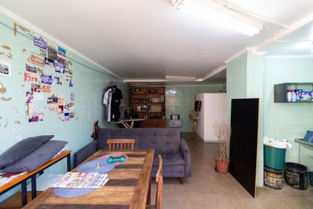 Casa à venda com 167m², 3 quartos e 2 vagasQuarto de Serviço