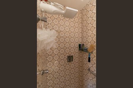 Casa à venda com 167m², 3 quartos e 2 vagasBanheiro