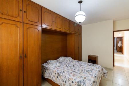 Casa à venda com 167m², 3 quartos e 2 vagasQuarto 3