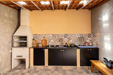 Casa à venda com 167m², 3 quartos e 2 vagasChurrasqueira