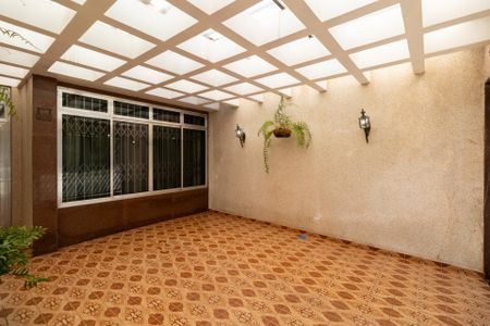 Casa à venda com 167m², 3 quartos e 2 vagasGaragem