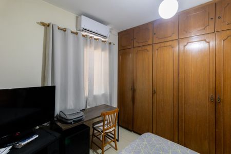 Casa à venda com 167m², 3 quartos e 2 vagasQuarto 1