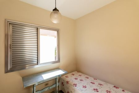 Casa à venda com 167m², 3 quartos e 2 vagasQuarto 2