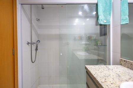 Apartamento à venda com 95m², 3 quartos e 2 vagasBanheiro Social