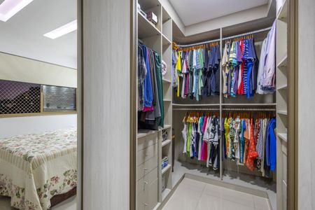 Apartamento à venda com 95m², 3 quartos e 2 vagas Suíte Closet