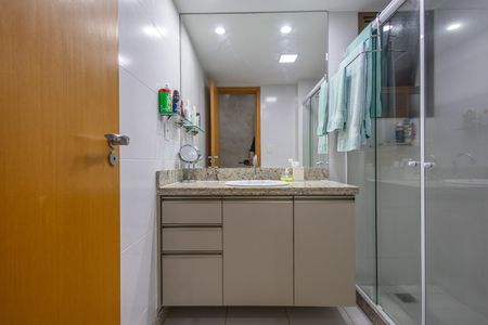Apartamento à venda com 95m², 3 quartos e 2 vagasBanheiro  Suíte 
