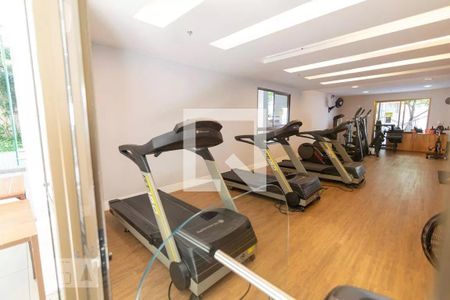 Apartamento à venda com 95m², 3 quartos e 2 vagasAcademia