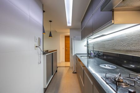 Apartamento à venda com 95m², 3 quartos e 2 vagasCozinha