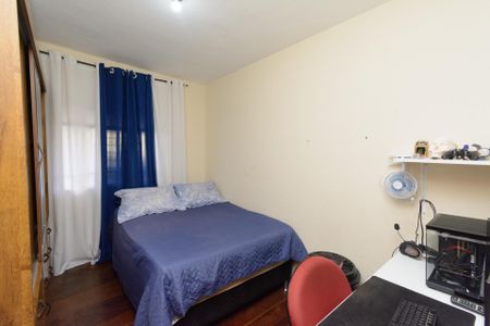 Casa à venda com 300m², 6 quartos e 3 vagas Casa à venda com 300m², 6 quartos e 3 vagasCasa 1 - Quarto 1