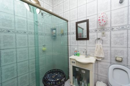 Casa à venda com 300m², 6 quartos e 3 vagas Casa à venda com 300m², 6 quartos e 3 vagasCasa 1 - Banheiro da Suíte