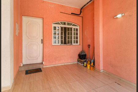 Casa à venda com 114m², 2 quartos e 1 vagaGaragem