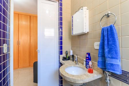 Casa à venda com 114m², 2 quartos e 1 vagaBanheiro da Suíte 2