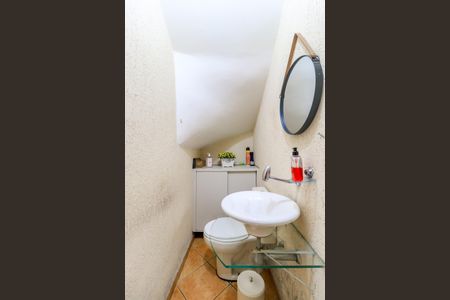 Casa à venda com 114m², 2 quartos e 1 vagaLavabo