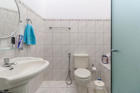 Casa à venda com 114m², 2 quartos e 1 vagaBanheiro da Suíte 1