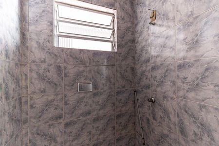 Studio para alugar com 30m², 1 quarto e sem vaga Studio para alugar com 30m², 1 quarto e sem vagaBanheiro