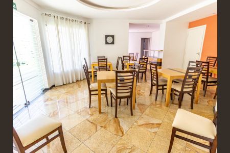 Apartamento à venda com 123m², 3 quartos e 2 vagas Apartamento à venda com 123m², 3 quartos e 2 vagasÁrea comum - Salão de festas