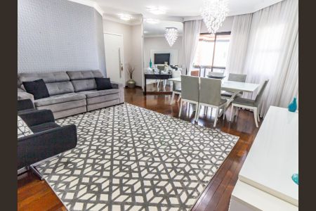 Apartamento à venda com 123m², 3 quartos e 2 vagas Apartamento à venda com 123m², 3 quartos e 2 vagasSala