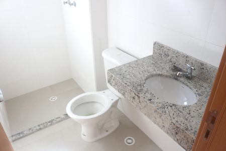 Apartamento à venda com 69m², 2 quartos e 1 vagaBanheiro da Suíte 