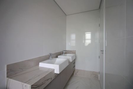 Apartamento à venda com 107m², 3 quartos e 3 vagasBanheiro da Suíte