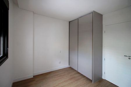 Apartamento à venda com 107m², 3 quartos e 3 vagasQuarto 2