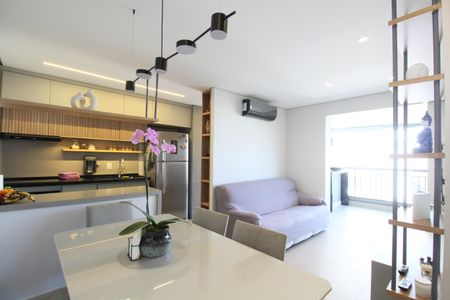 Apartamento à venda com 81m², 3 quartos e 2 vagasSala